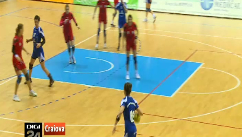 Victorie categorica pentru handbalistele din Banie Imagine