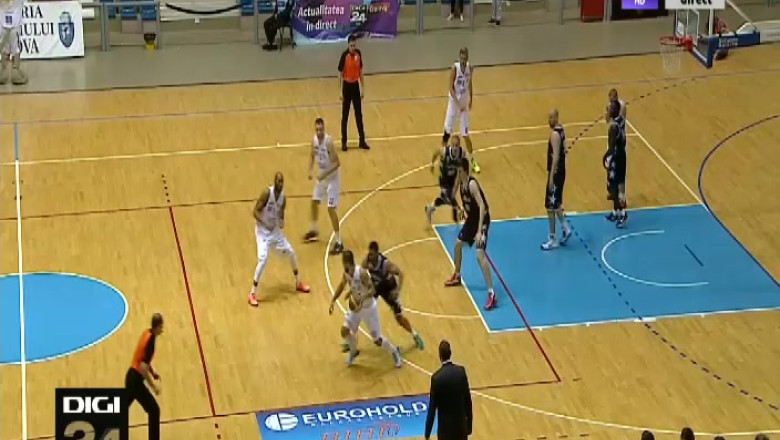 Victorie dupa o asteptare de doua luni. SCM U Craiova - Sigal Pristina, 101 – 82. Imagine