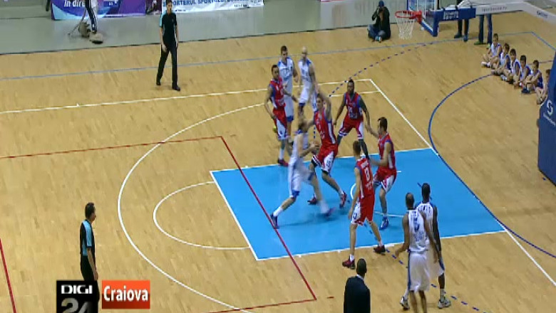 Victorie dupa un joc spectaculos. Baschetbalistii craioveni au castigat meciul cu CSM Oradea Imagine