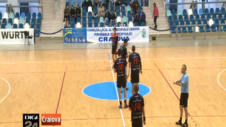 Victorie facila pentru handbalistii craioveni Imagine
