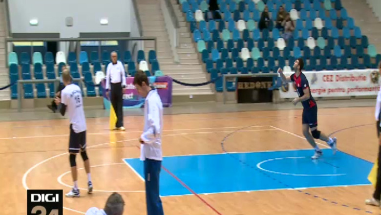 Victorie impotriva fostilor coechipieri Imagine