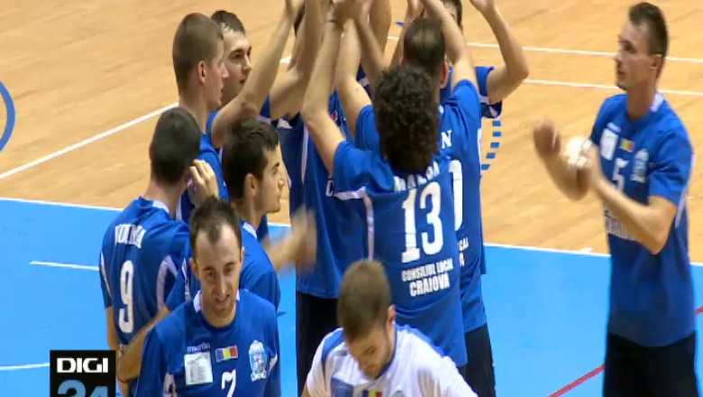 Victorii clare pentru echipele de volei din Craiova  Imagine