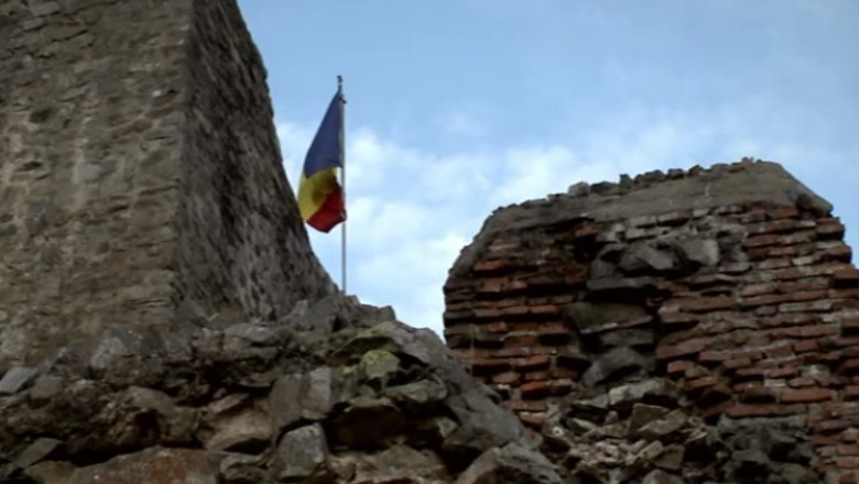 VIDEO. 1.480 de trepte - efortul necesar pentru a vizita cetatea Poenari Imagine