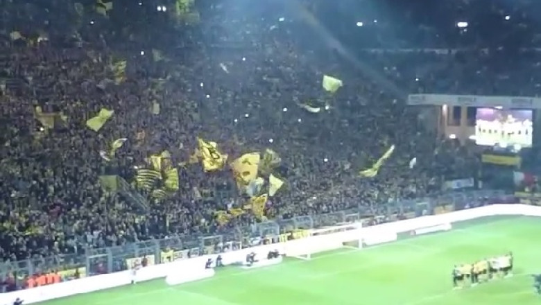 VIDEO. Altfel de interpretari ale colindului Jingle Bells Imagine