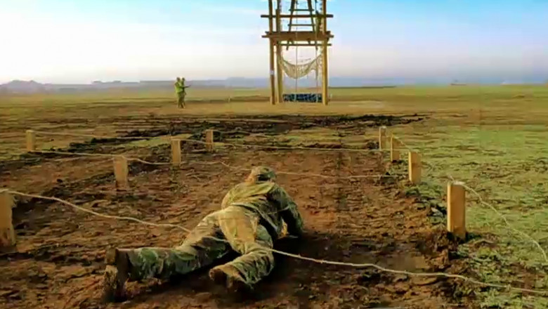 VIDEO. Antrenament de „foc” la baza Mihail Kogalniceanu. Cum arata o zi din viata unui militar in Romania Imagine