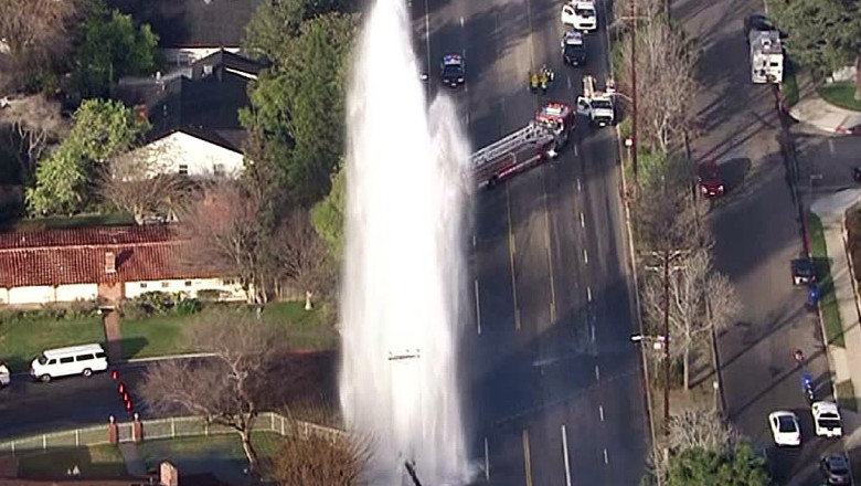 VIDEO. Arteziana in mijlocul bulevardului Imagine