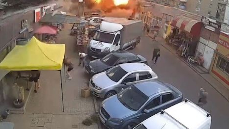 VIDEO. Atac masiv cu rachete asupra unui oras din estul Ucrainei: Cel putin 17 persoane au fost ucise Imagine