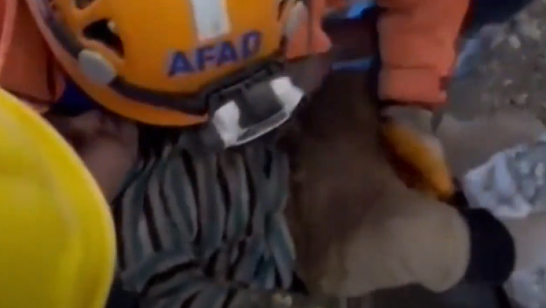 VIDEO. Baietel de doi ani, salvat de sub daramaturi in Turcia, la 79 de ore de la seism Imagine