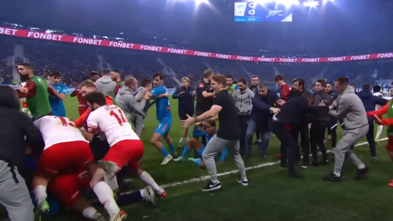 VIDEO. Bataie generala: 10 cartonase galbene si 6 rosii la un meci dintre Zenit Sankt Petersburg si Spartak Moscova Imagine