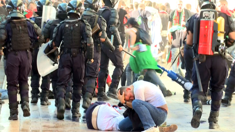 VIDEO. Bataie intre suporterii unguri si jandarmi la Gara de Nord Imagine