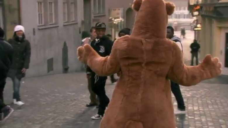 VIDEO. Campanie emotionanta pentru integrarea persoanelor cu handicap in societate Imagine