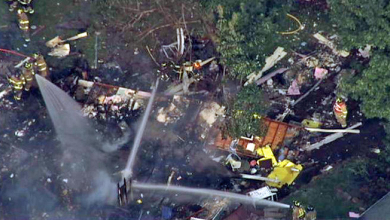 VIDEO. Casa spulberata de o explozie in New Jersey Imagine