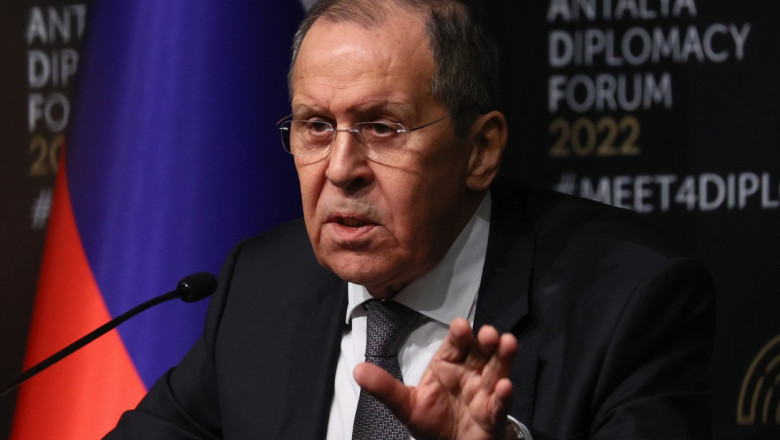 VIDEO. „Ce au mai vandut rusii din ce au furat din Ucraina?”. Lavrov, enervat de un jurnalist ucrainean Imagine