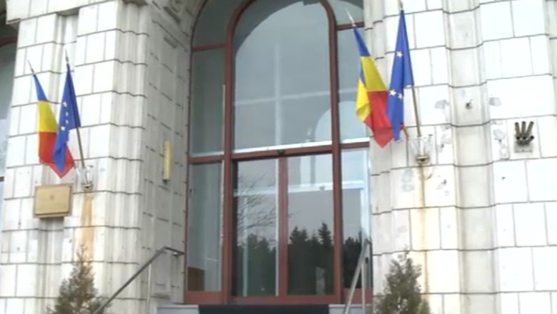 VIDEO. Ce fac ministrii demisionari cand se duc la serviciu Imagine