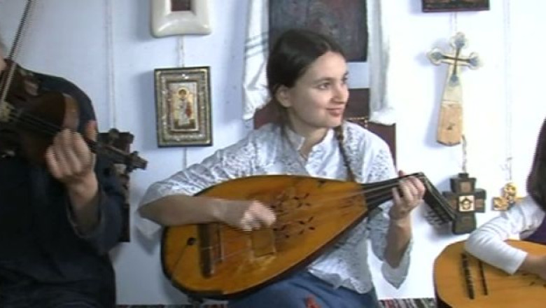 VIDEO. Cobzarii din Romania, pe cale de disparitie Imagine