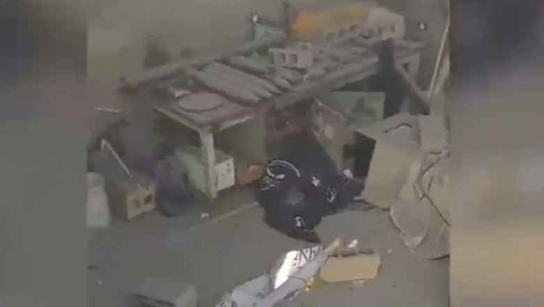 VIDEO. Cuiburi de teroristi Hamas gasite de armata israeliana in scoli, langa gradinite, sub spitale si moschei Imagine