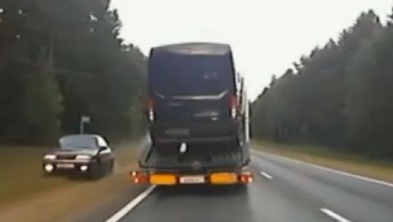 VIDEO. Cursa nebuna pe soselele din Belarus. Ce a facut un sofer de camion Imagine