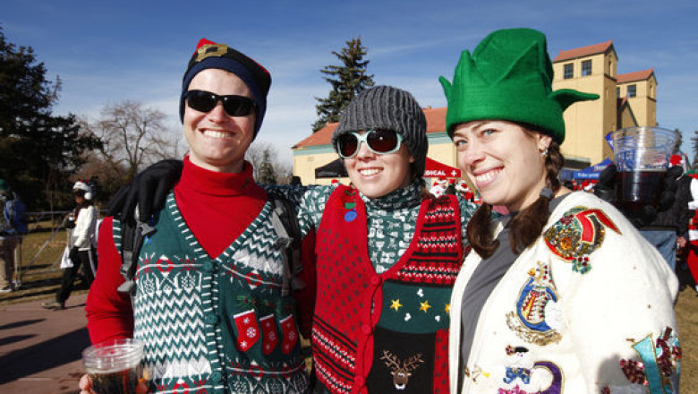 VIDEO. Cursa puloverelor urate. Banii stransi au fost donati unei organizatii caritabile Imagine