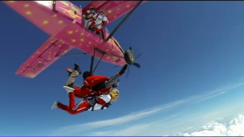 VIDEO. Elena Udrea, campanie in aer Imagine