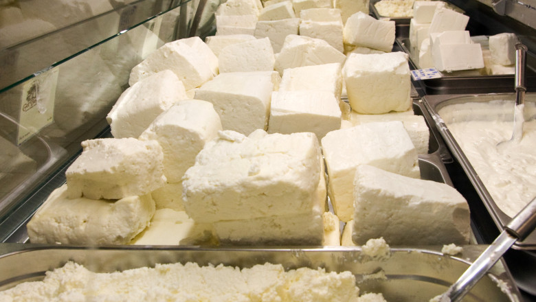 VIDEO. EXPERIMENT Digi24 - cata apa contin alimentele pe care le consumam zi de zi Imagine