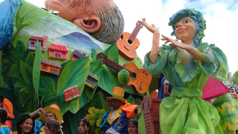 VIDEO. Explozie de culoare in Columbia, la „Carnavalul Albilor si Negrilor” Imagine