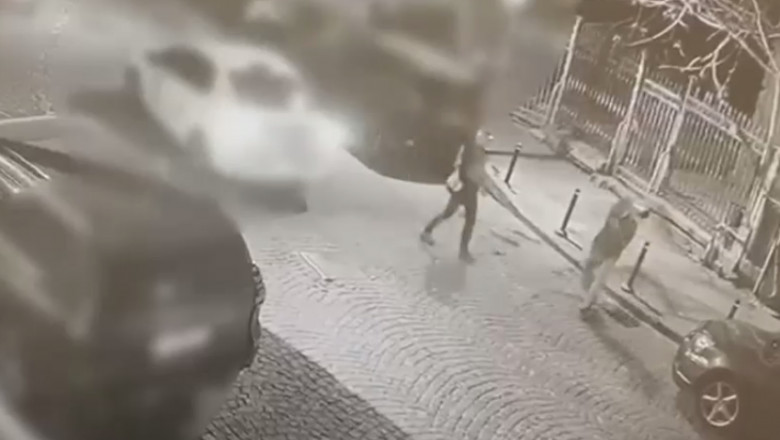 VIDEO. Femeie in varsta de 77 de ani, jefuita de 25.000 de euro Imagine