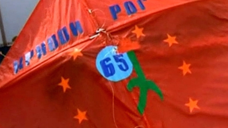 VIDEO Festivalul Zmeielor in India: 100 de pasionati din 40 de tari si-au lansat creatiile Imagine