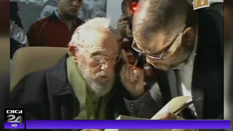 VIDEO Fidel Castro a iesit din nou in public. Fostul presedinte al Cubei a participat la inaugurarea unei expozitii Imagine