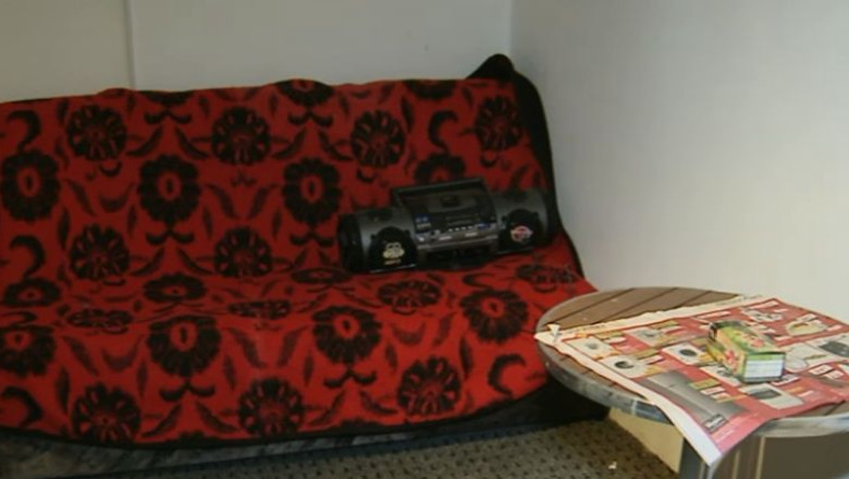 VIDEO. Garsoniera la doi metri sub pamant Imagine