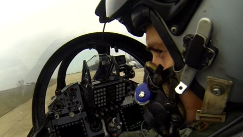 VIDEO. Imagini de la bordul avioanelor militare. MIG-urile au decolat de la baza Kogalniceanu Imagine