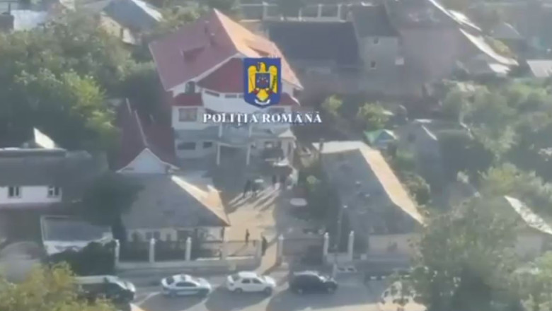 VIDEO Imagini din aer din timpul perchezitiilor supravegheate din elicopter, la „Academia de cersit” din Tandarei Imagine