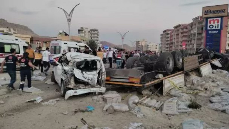 VIDEO. Inca un accident grav in Turcia. 16 oameni au murit si 29 au fost raniti, dupa ce un camion a ramas fara frane Imagine
