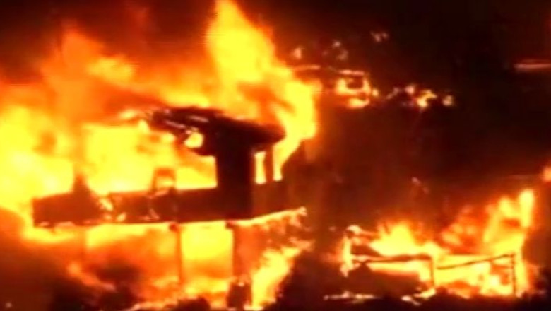 VIDEO. Incendii devastatoare de vegetatie in Chile. Cel putin 40 de case au fost facute scrum, in apropiere de Valparaiso Imagine