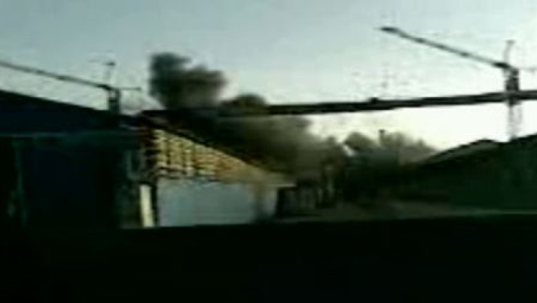 VIDEO. Incendiu puternic langa fostul combinat Arpechim Imagine