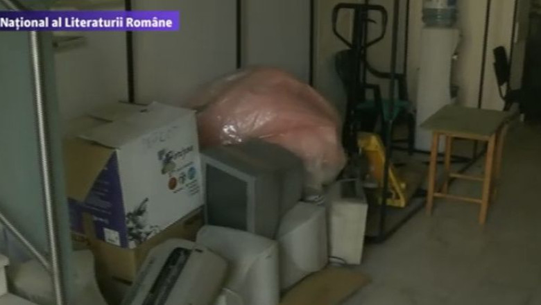VIDEO. Incepe mutarea patrimoniului Muzeului National al Literaturii Romane Imagine