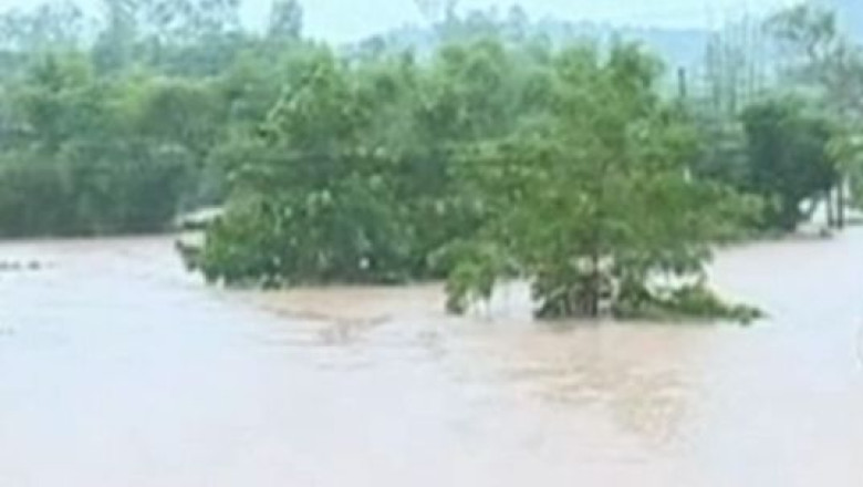 VIDEO. Inundatii devastatoare in sud-vestul Chinei: doi oameni au murit Imagine