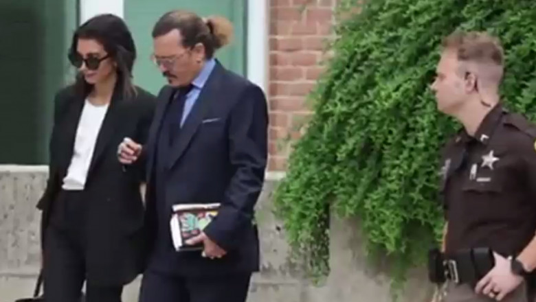 VIDEO. Johnny Depp are o noua iubita. Cine este femeia cu 22 de ani mai tanara Imagine