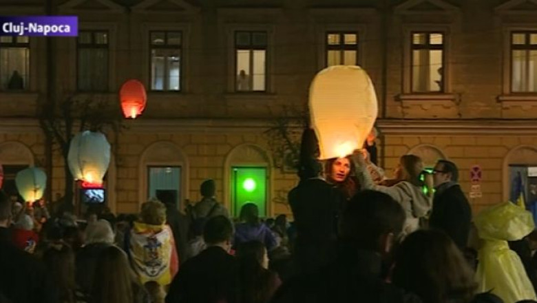 VIDEO. Lampioane in cinstea Regelui Mihai I Imagine