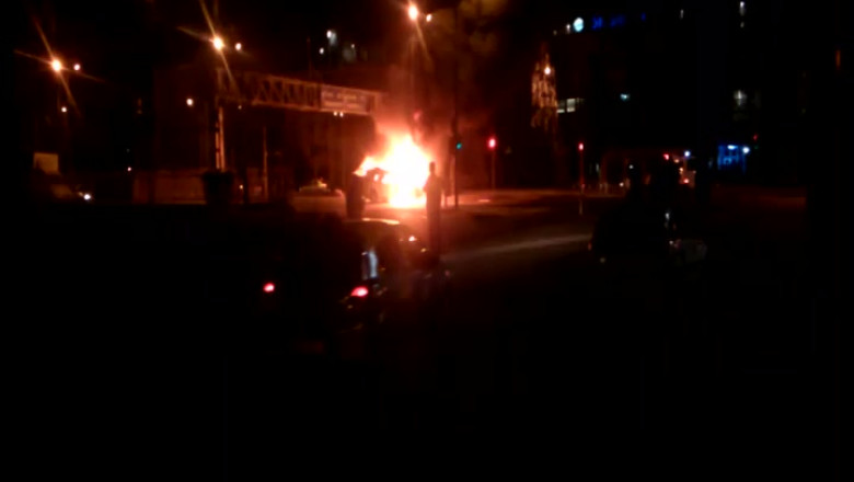 VIDEO. Microbuz cuprins de flacari pe Soseaua Borsului, din Oradea Imagine