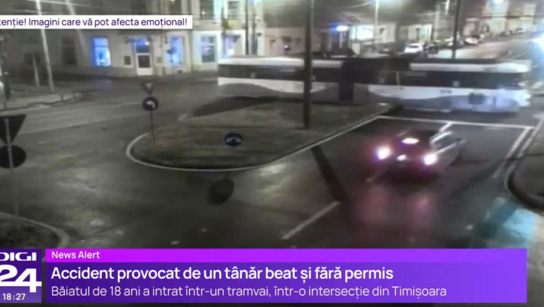 VIDEO Momentul in care o masina se izbeste violent de un tramvai in Timisoara. Era condusa de un tanar de 18 ani beat si fara permis Imagine