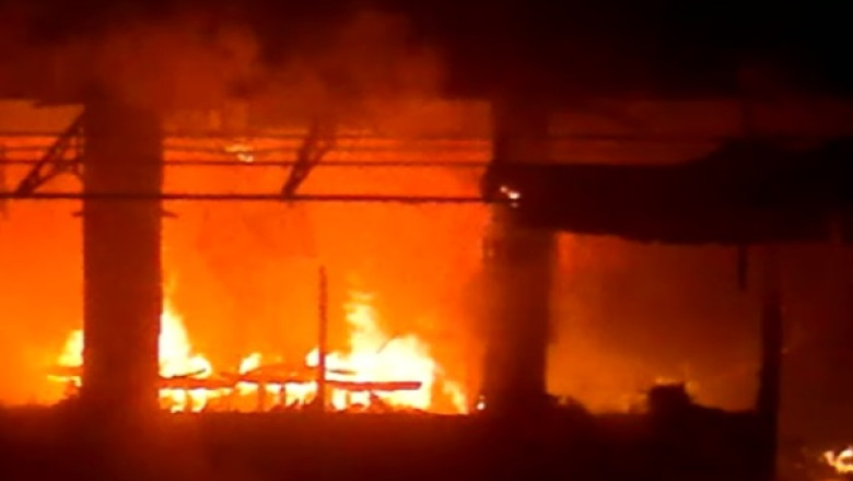 VIDEO. O cafenea din Alba Iulia a ars in noaptea de Revelion Imagine