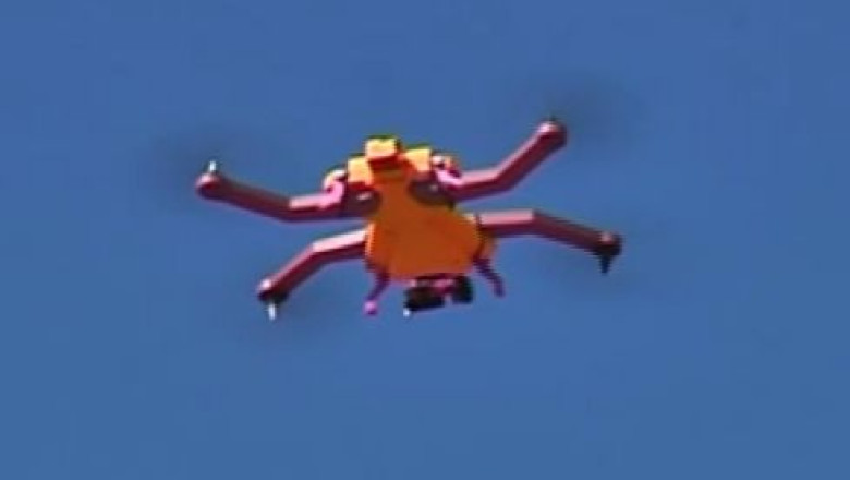 VIDEO. O companie din Letonia a inventat drona care te urmeaza oriunde Imagine