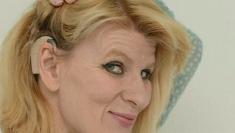 VIDEO. O femeie din Marea Britanie aude sunete pentru prima data Imagine