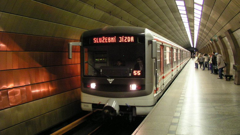 VIDEO. O tanara din Praga a scapat cu viata dupa ce a cazut in fata metroului Imagine