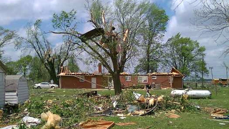 VIDEO Oras american, aproape sters de pe harta de o tornada Imagine