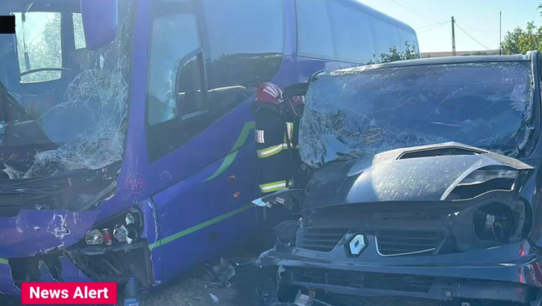 VIDEO. Planul Rosu activat in Olt, dupa un accident rutier intre un autobuz si o autoutilitara Imagine