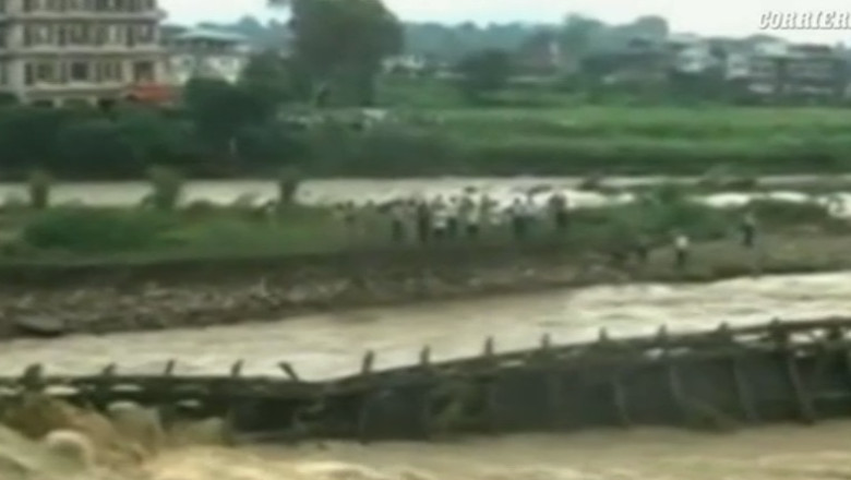 VIDEO. Pod luat de ape in India Imagine