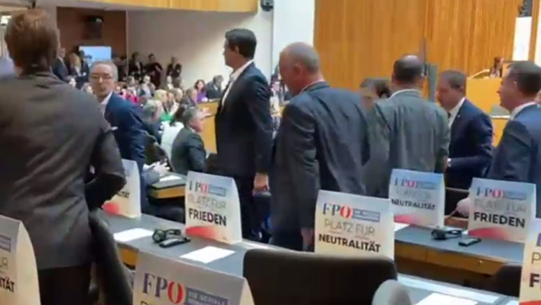 VIDEO. Prietenii lui Putin din Parlamentul Austriei au boicotat un discurs al lui Zelenski Imagine