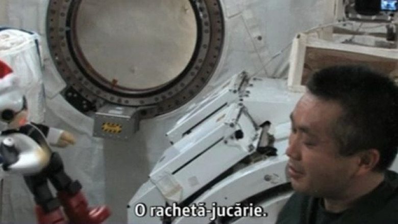 VIDEO. Prima conversatie dintre un om si un robot, in spatiu, a avut loc la inceputul acestei luni Imagine