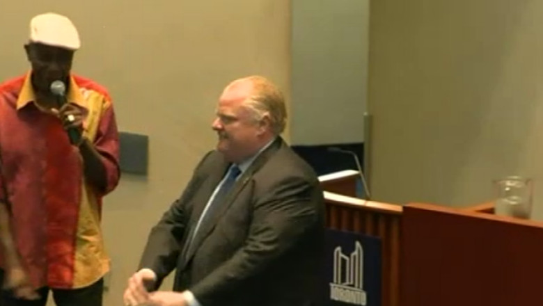 VIDEO. Primarul din Toronto danseaza pe ritmuri de reggae Imagine